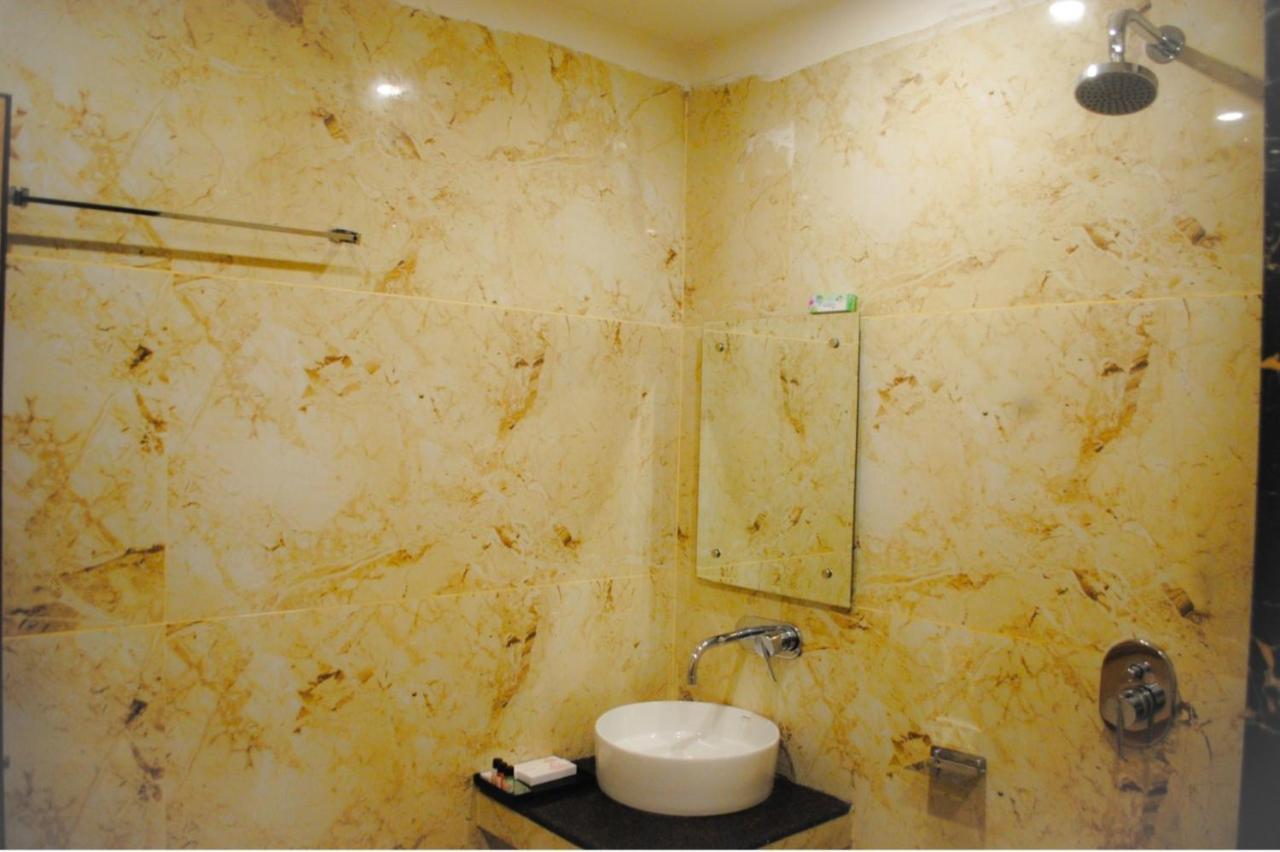 The Fragrance Hotel Katra  Extérieur photo